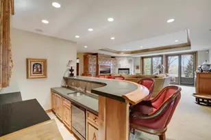 15330 Masons Pointe, Eden Prairie, MN 55347 - Photo 11