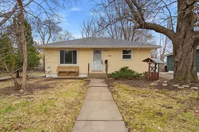 4442 Toledo Avenue N, Robbinsdale, MN 55422 - Photo 1