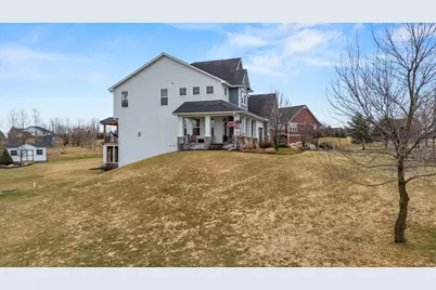 710 Crest Curve, Hudson, WI 54016 - Photo 45