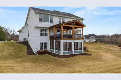 710 Crest Curve, Hudson, WI 54016 - Photo 43