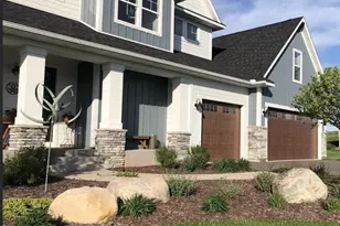 710 Crest Curve, Hudson, WI 54016 - Photo 3