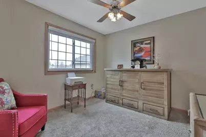 7572 Newbury Road, Woodbury, MN 55125 - Photo 17