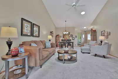 7572 Newbury Road, Woodbury, MN 55125 - Photo 9