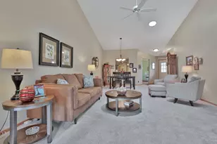 7572 Newbury Rd, Woodbury, MN 55125 - Photo 9