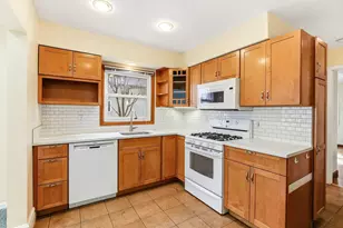 1569 Race St, Saint Paul, MN 55102 - Photo 11