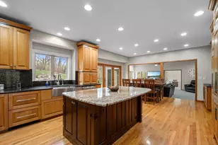 9376 Wedgewood Dr, Woodbury, MN 55125 - Photo 21