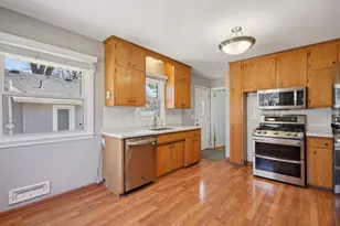 6731 Plymouth Ave N, Golden Valley, MN 55427 - Photo 7