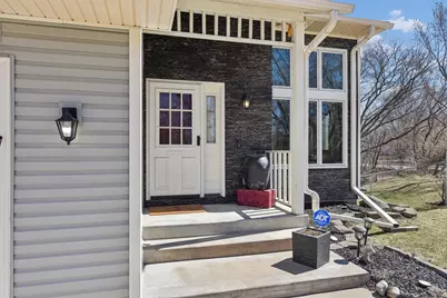 4023 Hadley Avenue N, Oakdale, MN 55128 - Photo 3