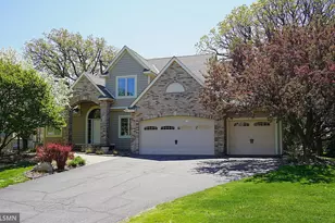 3959 Arlington Dr, Woodbury, MN 55129 - Photo 1