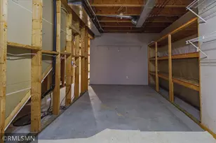 3959 Arlington Dr, Woodbury, MN 55129 - Photo 37