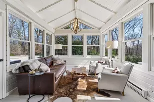 2017 Adeline Ct, Wayzata, MN 55391 - Photo 13