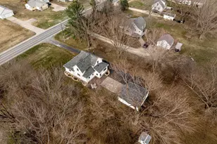 1610 29th Ave SE, Austin, MN 55912 - Photo 3