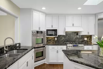 7798 Lochmere Terrace, Edina, MN 55439 - Photo 19