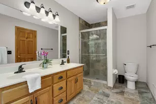 26165 Oak Leaf Trail, Excelsior, MN 55331 - Photo 21