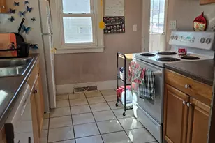 1049 23rd Ave SE, Minneapolis, MN 55414 - Photo 5