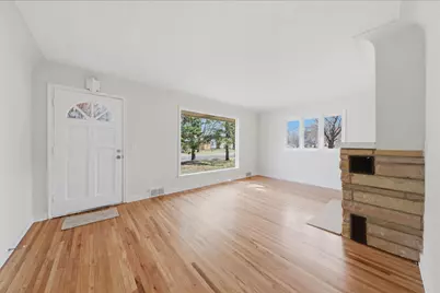 1446 Shryer Avenue W, Roseville, MN 55113 - Photo 7