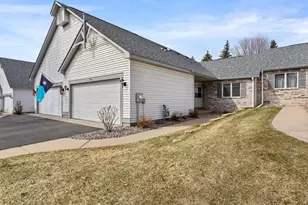 2720 Lake Ct Dr, New Brighton, MN 55112 - Photo 1