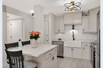 26 10th Street W #705, Saint Paul, MN 55102 - Photo 1