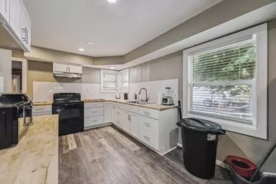 1105 25th Avenue N, Minneapolis, MN 55411 - Photo 5