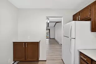 8818 Aldrich Ave S, Bloomington, MN 55420 - Photo 15