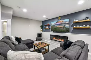 1944 Creek View Ct, Chanhassen, MN 55317 - Photo 41