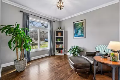 1944 Creek View Court, Chanhassen, MN 55317 - Photo 5