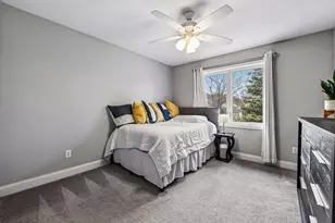 1944 Creek View Ct, Chanhassen, MN 55317 - Photo 35