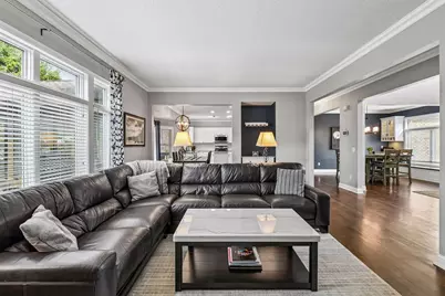 1944 Creek View Court, Chanhassen, MN 55317 - Photo 13