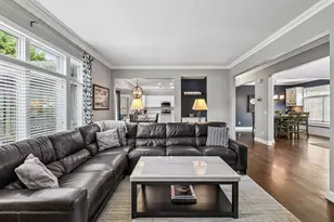 1944 Creek View Ct, Chanhassen, MN 55317 - Photo 13