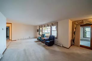 614 S Shore Dr, Detroit Lakes, MN 56501 - Photo 9