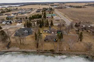 614 S Shore Dr, Detroit Lakes, MN 56501 - Photo 41