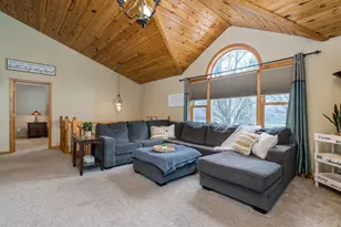 1101 8th St SE, Waseca, MN 56093 - Photo 9