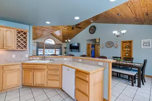 1101 8th St SE, Waseca, MN 56093 - Photo 3