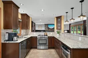 9717 Russell Ave S, Bloomington, MN 55431 - Photo 9