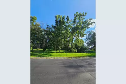 822 Palm Court, North Saint Paul, MN 55109 - Photo 9