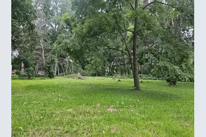 822 Palm Court, North Saint Paul, MN 55109 - Photo 5