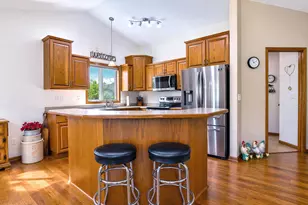 870 Brook Ln NE, Owatonna, MN 55060 - Photo 5