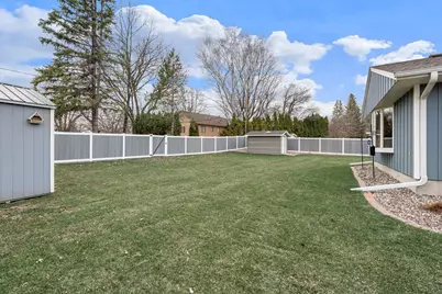 307 21st Street NW, Austin, MN 55912 - Photo 63