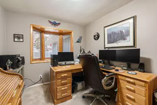 307 21st St NW, Austin, MN 55912 - Photo 37