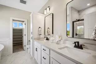 10190 Heather Ln, Corcoran, MN 55374 - Photo 11