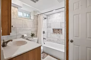 14712 Oakwood Rd, Minnetonka, MN 55345 - Photo 11