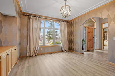 535 Majestic Oaks Court, Eagan, MN 55123 - Photo 9