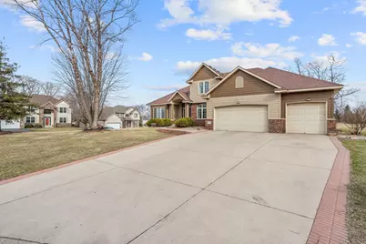 535 Majestic Oaks Court, Eagan, MN 55123 - Photo 3