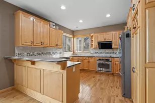 535 Majestic Oaks Ct, Eagan, MN 55123 - Photo 15