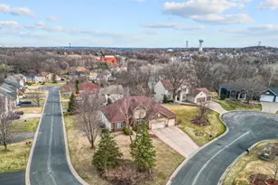 535 Majestic Oaks Ct, Eagan, MN 55123 - Photo 45