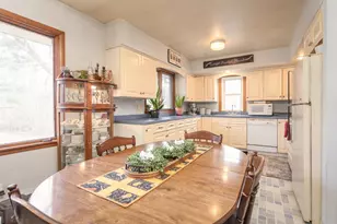 1807 N McKay Ave NE, Alexandria, MN 56308 - Photo 3