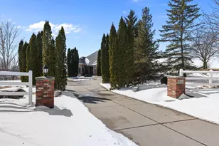 5241 Yvette St, Loretto, MN 55357 - Photo 3