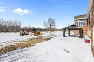 5241 Yvette St, Loretto, MN 55357 - Photo 81