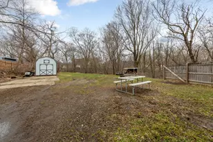 1070 Willow St, Faribault, MN 55021 - Photo 9