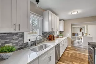 4246 Oak Dr Ln, Minnetonka, MN 55343 - Photo 13